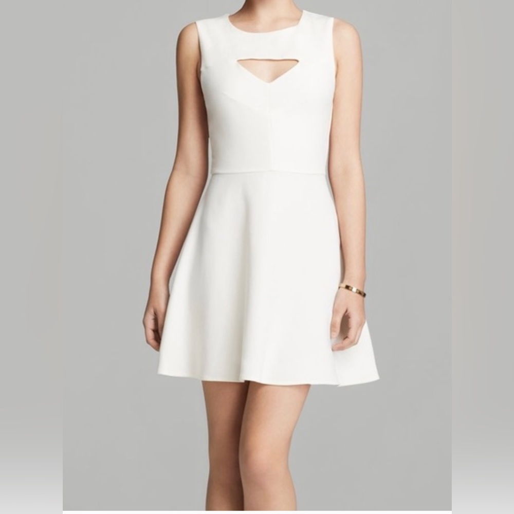 COPY - French connection off white dress with cut out detail. Size6 Excellent p…